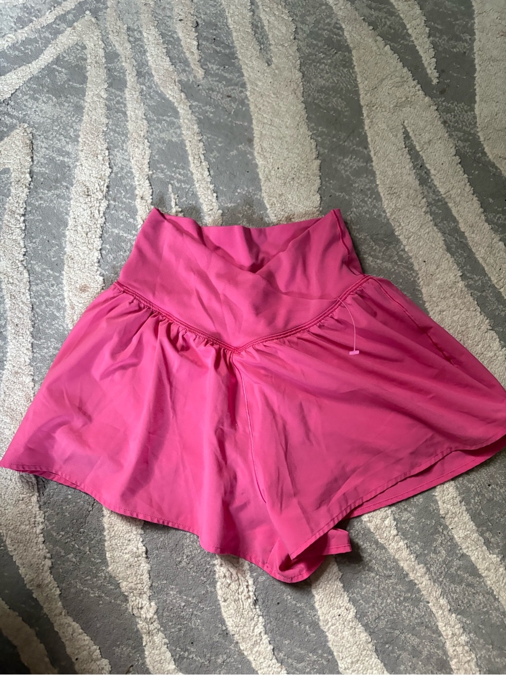 Aerie offline women’s high waisted crossover athletic pink shorts